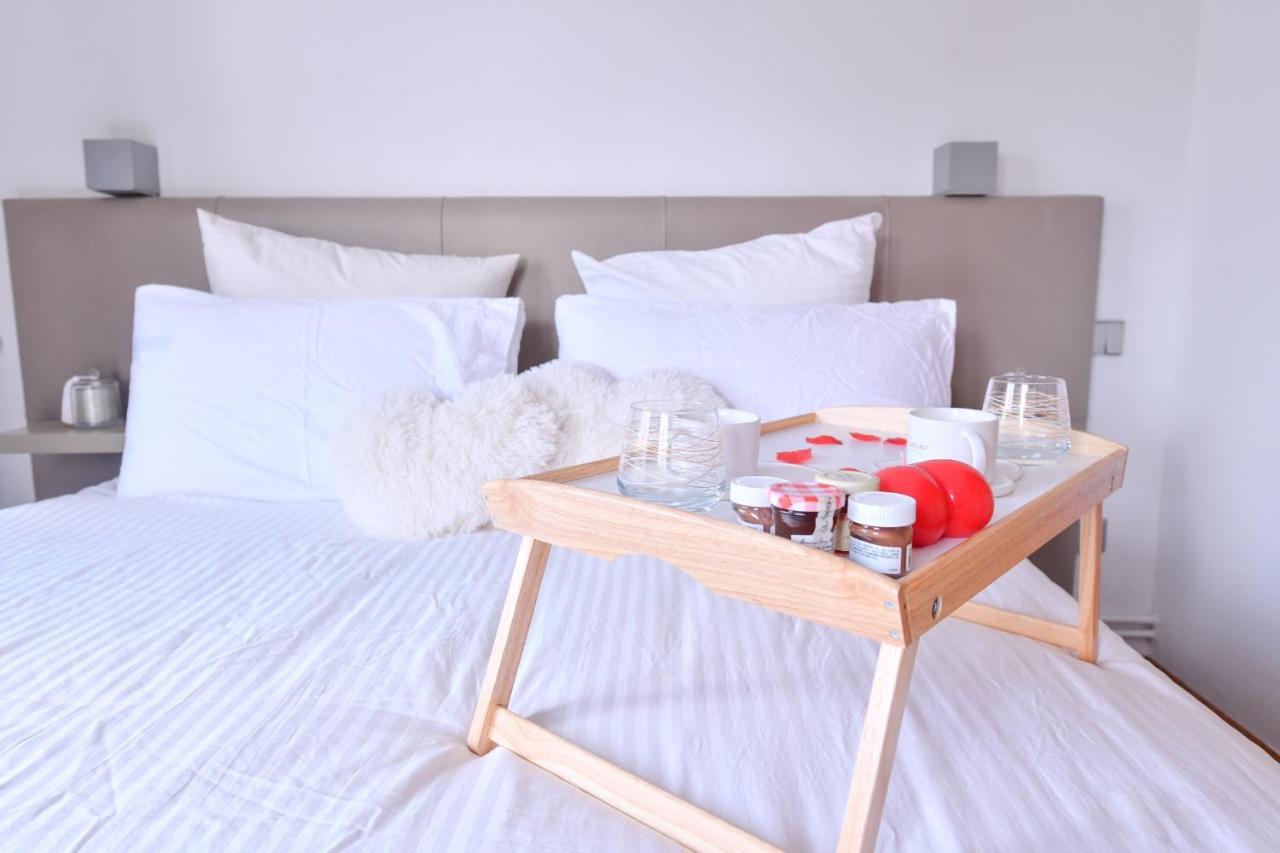 Loft Lumineux Hyper Centre Vincennes Rer A 5 Min - Parking Gratuit Apartment Exterior photo